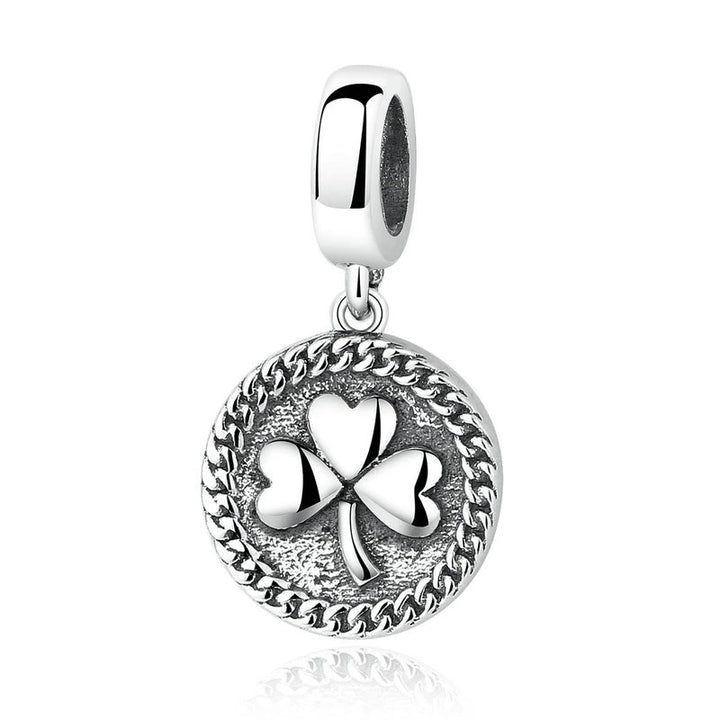 Clover Round Shaped Charm-AstersJewelry
